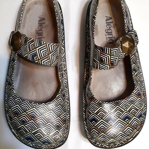 Womens Alegria Mary Jane Leather Printed Brown Loafers 37